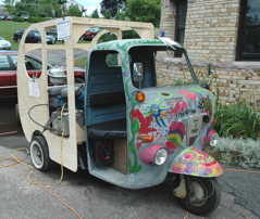 microfurthur in front of the MoT at Larz Andreson Park