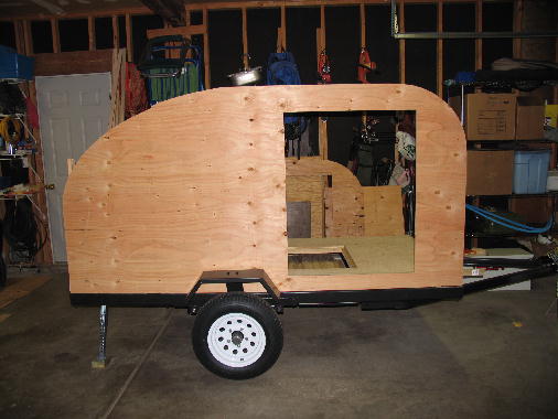 someone building a teardrop trailer